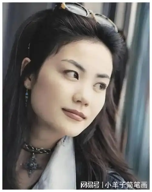 对了,王菲在tvb的电影处女作《别姬》,谭咏麟,梅艳芳,张国荣,王杰.