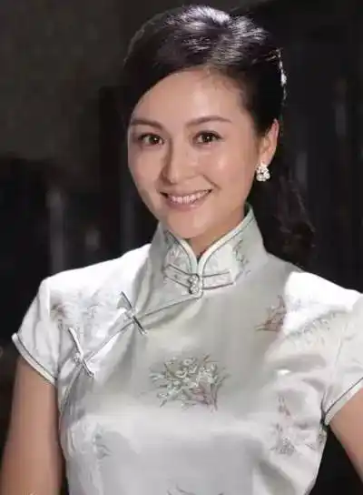 穿旗袍看明星之戴娇倩