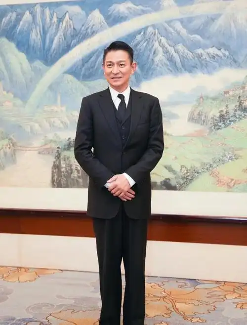 看完这6位老牌男神的近照,你就知道了|成龙|古天乐|刘德华|郭富城