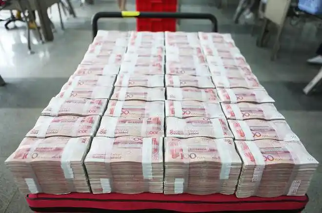 西虹市首富10亿现金居然是这样拍的特效真的是很牛呢