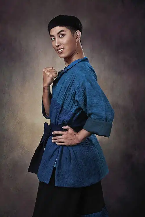 摄影后期-某舞台剧定妆照修图