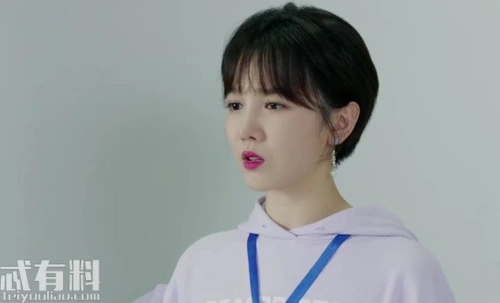 青春斗晋小妮主动甩掉于凡 钱贝贝遇暗恋男神沈严开启新恋情