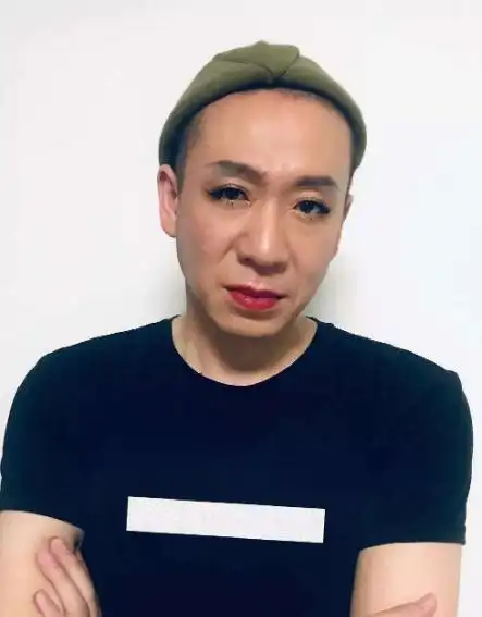 二手玫瑰主唱梁龙:曾和王菲有过一段恋情,分手是因为谢霆锋