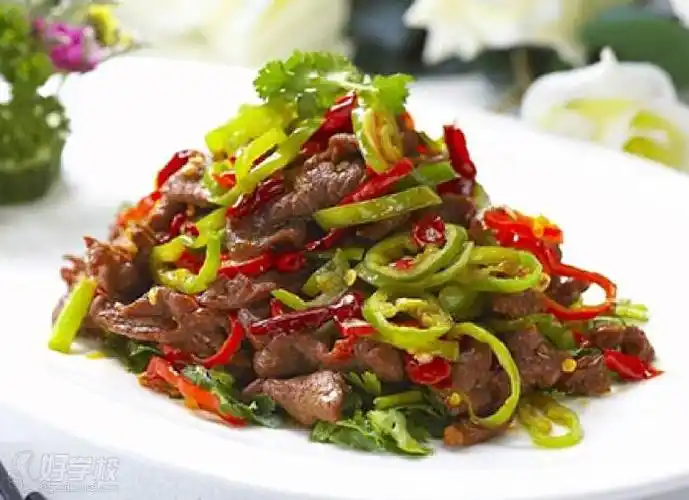 并发展成为中国菜的第 一珍"的风味特色而赢得众多食客青睐,川菜作为