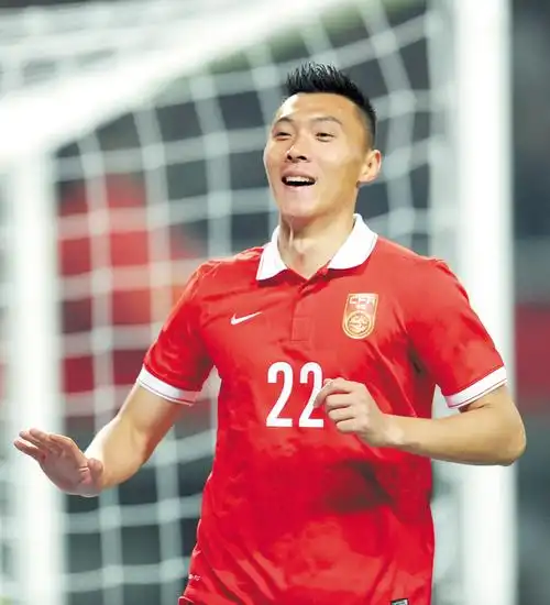 福星于大宝长沙又进球 中国男足2:2战平海地