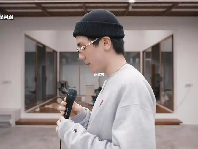 音乐_泰国_meyou怎么样_狗狗_温柔_娱乐_音乐_音乐现场