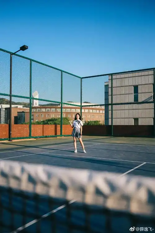 网球少女出镜