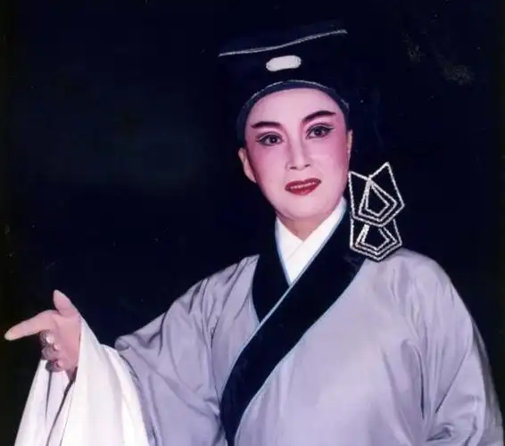 《舞台姐妹》60年,女主演曹银娣近况如何?84岁老太太三观太正了