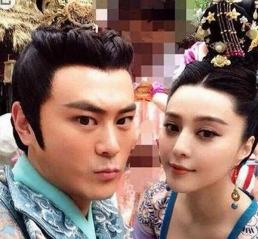 作为范冰冰的初恋,李解是分手后唯一挨着范爷的男人,在19年时间里