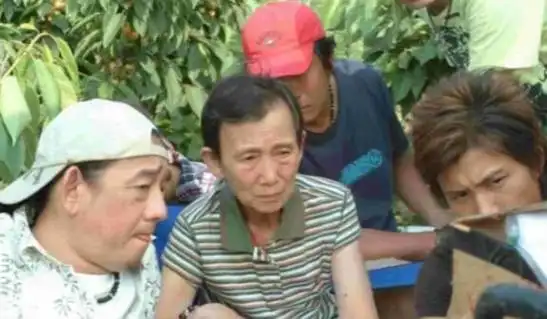 回顾导演刘立立和原配共侍一夫72岁原配儿子让其母腾位置