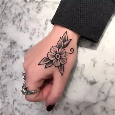 带纹身手控部位图精选 霸气唯美女生纹身头像 _女生头像-qqkw个性网