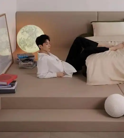 白敬亭的豪宅受捧:全屋摆设极简又高级,网友:我羡慕的家居生活