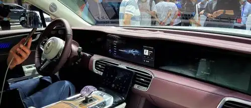 北京车展:红旗纯电suv 红旗e-hs9正式亮相_新车