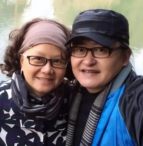 刘欢和妻子相识9天就求婚但患上不死病妻子不离不弃