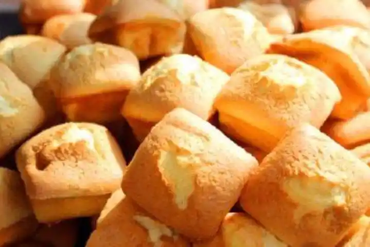 精选优质黄豆,鸡蛋,纯牛奶等原料,做出口味纯正的台湾永和豆腐蛋糕