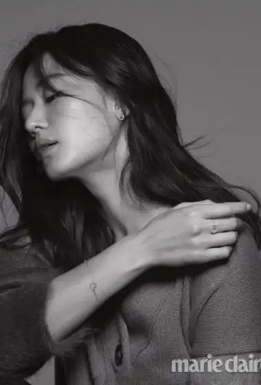 全智贤黑白大片写真图片79