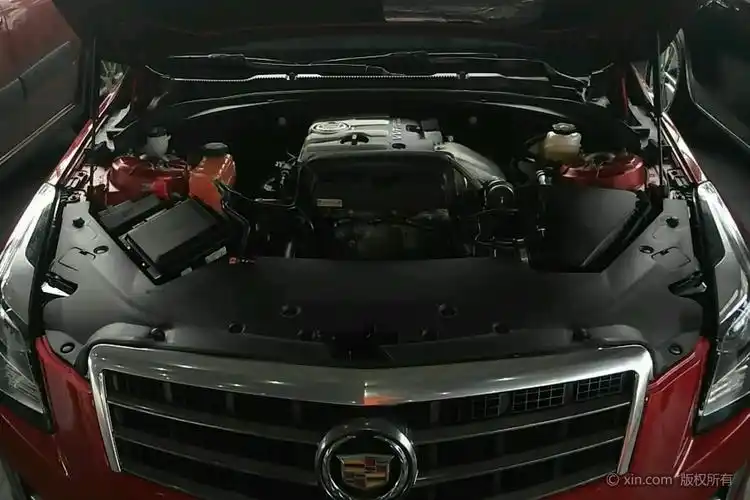 凯迪拉克ats发动机舱