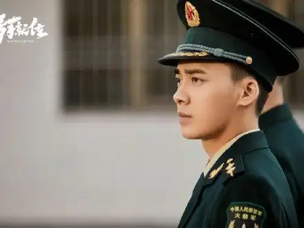 大家可以多多投p并分享哦,记得删掉【投p】二字再分享 #李易峰革命者