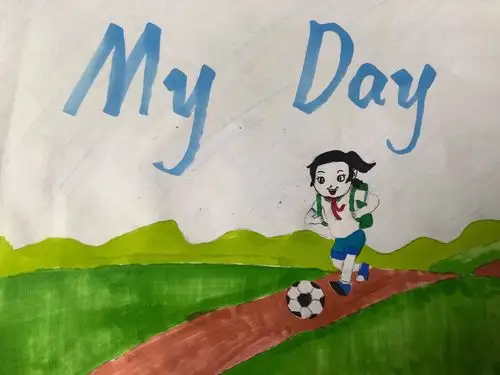 写美篇         我校五年级举行了以"我的暑假生活"为主题的英语海报