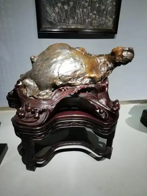 柳州奇石馆赏石小记