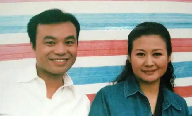 黄晓娟老公王奉友资料 过多投资最终受到法律制裁 黄晓娟第一任丈夫是