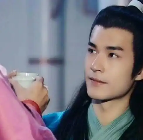 杨过已经帅到没朋友了,但到了1997年的《圆月弯刀,饰演"丁鹏"的古天乐