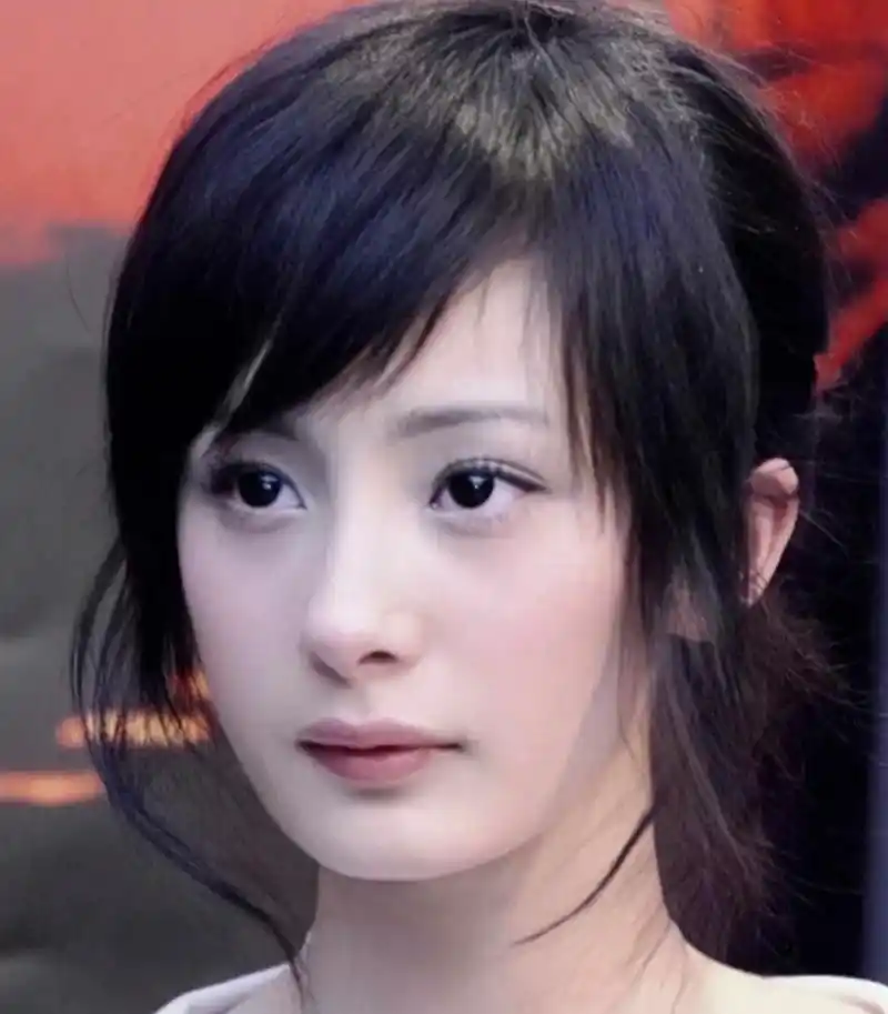 杨幂早期的颜值,放到现在看也依旧让人心动!