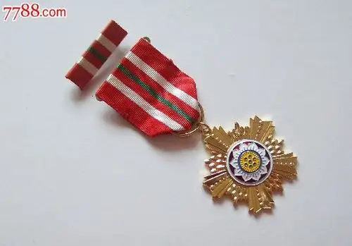 台湾宪兵服务二十五年纪念章(铜质)