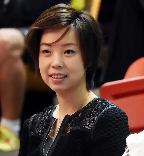 徐威|徐威宠了袁立12年,为何转身娶了世界冠军张怡宁?