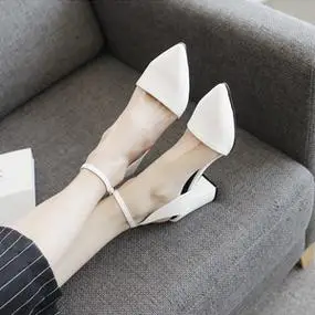 春夏新款小码女凉鞋31 32 33码白色尖头一字扣高跟鞋定做真皮大码