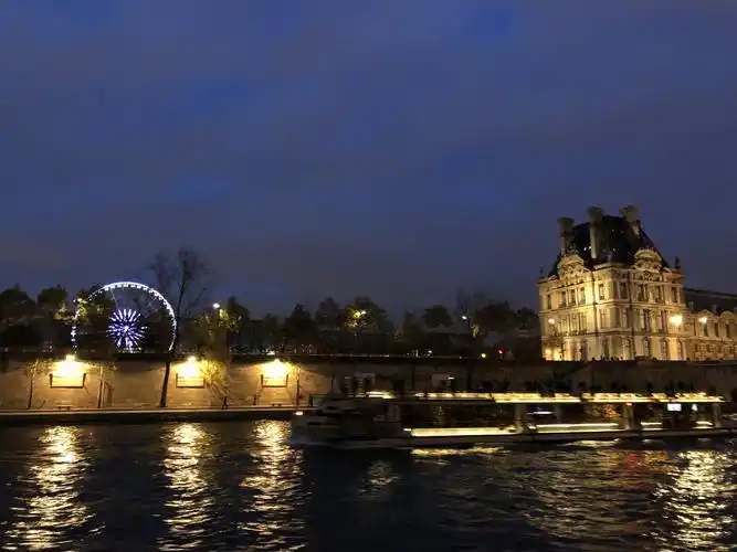 巴黎.塞纳河夜游