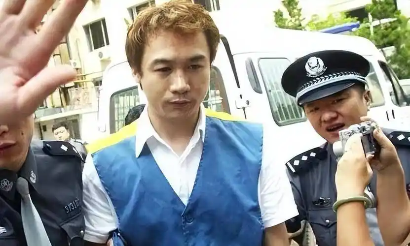 高虎:黄渤是兄弟,拍戏撞死人,装修又电死工人,现是一个农民