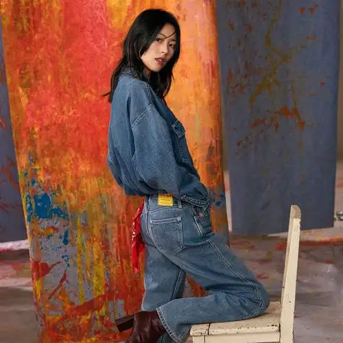 42岁的孙燕姿又发新歌,歌甜人美,有多少人被她的笑治愈到