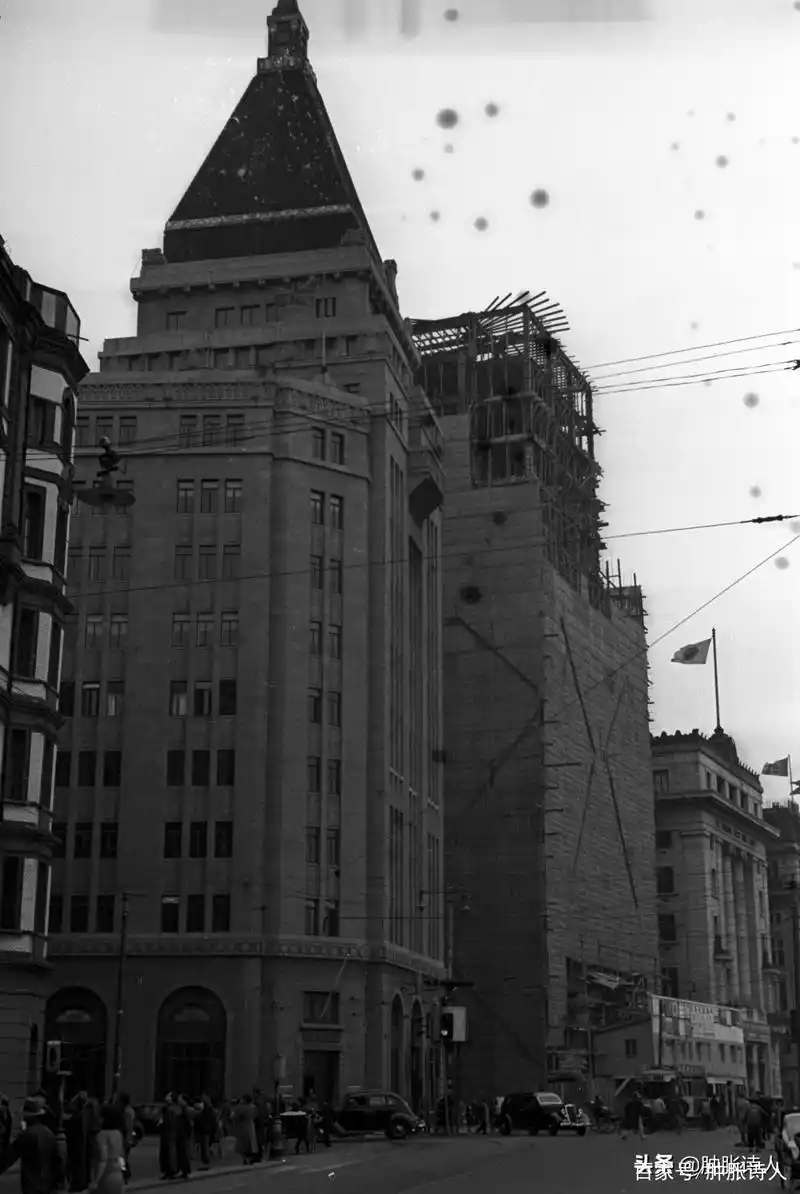 上海记忆(二)30~40年代上海滩老照片,荒诞且真实