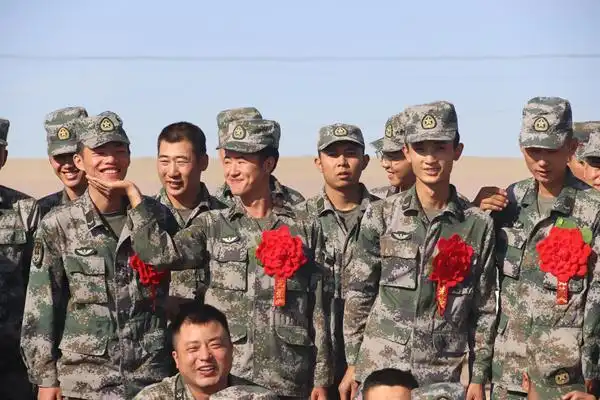 退伍季|用镜头定格军旅难忘时光