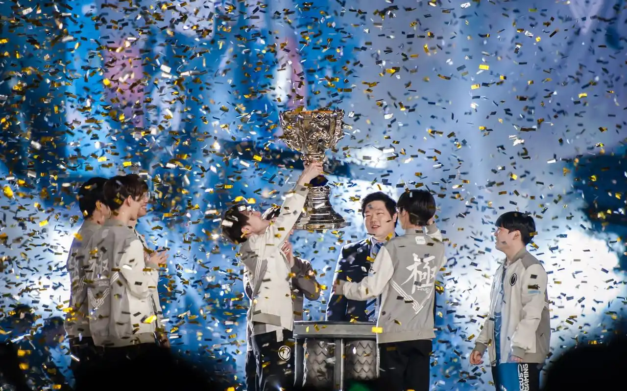 s8决赛超燃开场 ig夺冠瞬间 赛后采访【lpl世界赛首冠】