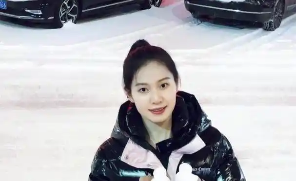 中国女篮新星郭子瑄:颜值与实力齐飞,成为球迷关注焦点_赵爽_外貌_于