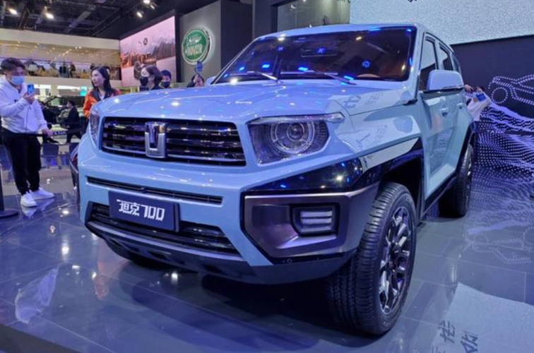 其三,长城汽车让坦克品牌走得太快了,有点根基不稳,这样很容易发生