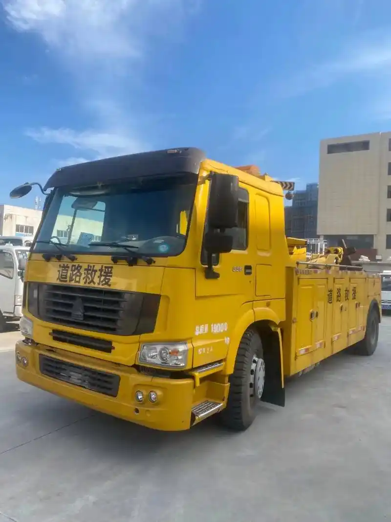 11年上牌,国3排放,粤海上装,重型非载货专项作业车,30年 - 抖音