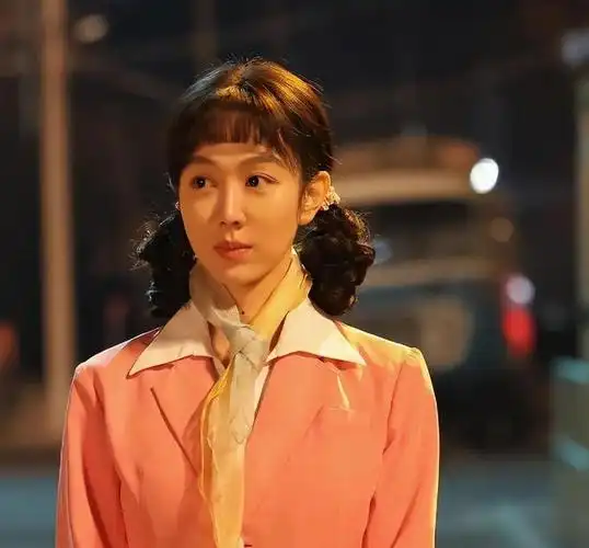 天庭饱满地阁方圆,和现在完全不像一个人|郭达|脸蛋|大波浪_网易订阅