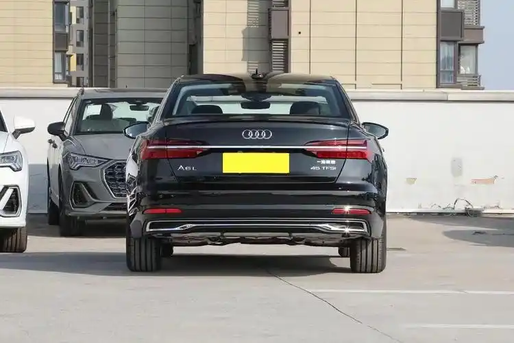 解读奥迪a6l,最高降15万,31天大卖16505辆,性价比真的高