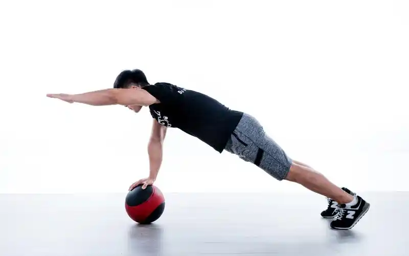 【赛普健身】第七期-功能性小工具训练之药球
