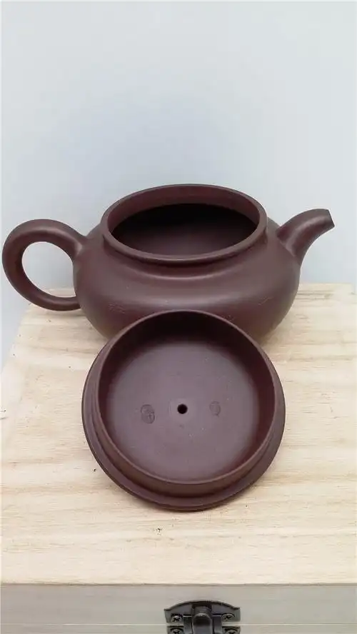 038虞军款紫砂壶一带盒