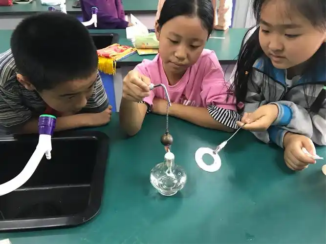 燎原小学走班制活动——四年级科学实验
