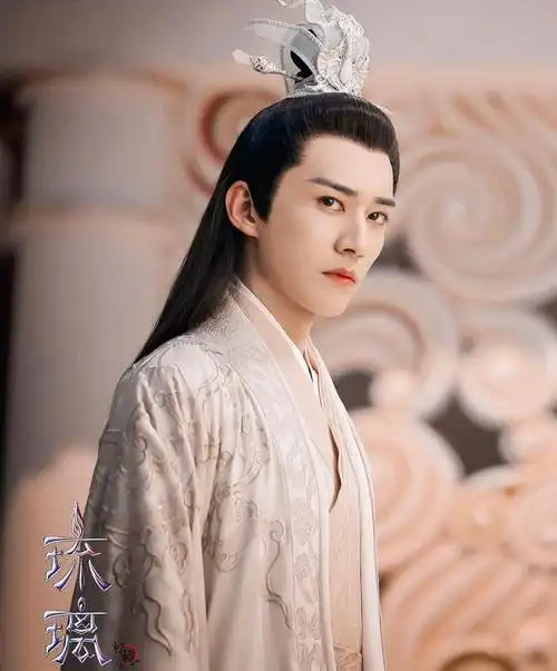 这才是我们想看的古装男神!