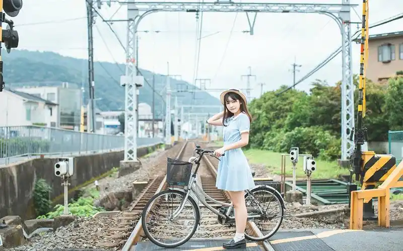 日系可爱少女图片桌面壁纸