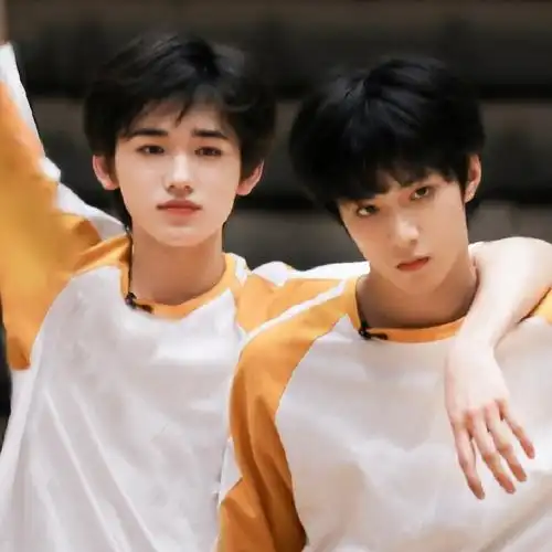 刘耀文和宋亚轩是不是cp粉比唯粉多?在抖音刷了刷,我的妈呀