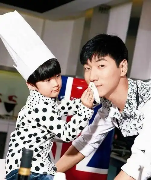 《爸爸去哪儿》第十年,张亮15岁儿子天天将首演音乐剧