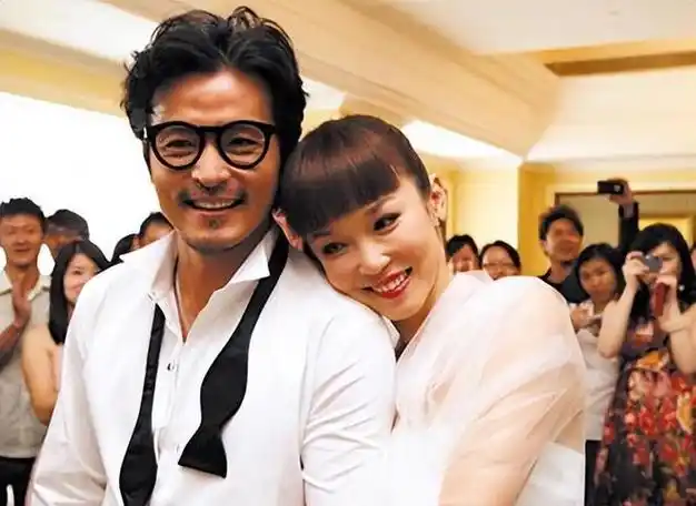 嫁给爱情|成龙|范文芳|小龙女|李若彤|刘亦菲|李铭顺|郭妃丽_网易订阅