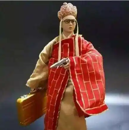 唐僧手握98k二爷手持加特林盘点那些完爆原版的现代手办